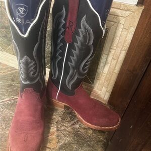 Ariat Women's Burgundy Suede & Black Leather Western Heeled Boots